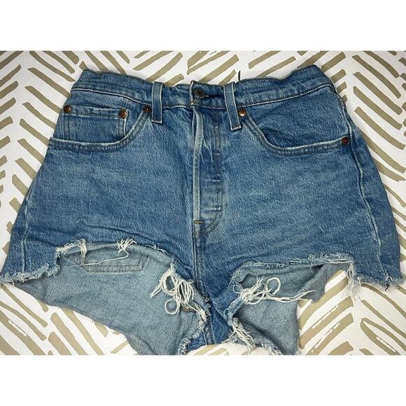 Levi's 501 Denim Jean Shorts - Women's Size 27 - Picture 5 of 6